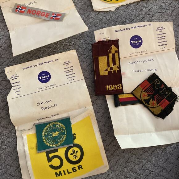 Vintage Miscellaneous Patch Lot ￼ - Picture 7 of 9